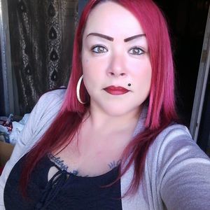 Meet your Posher, Angelique